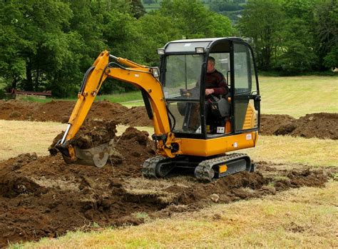 mini digger hire in wiltshire